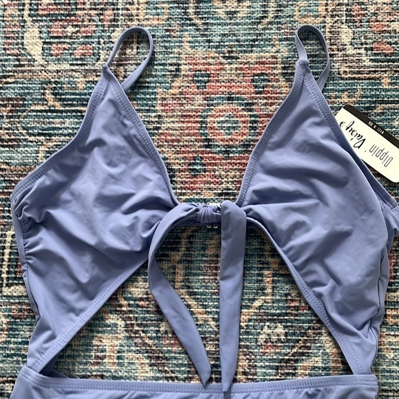 ⚡️Dippin Daisy's Tie-Front One-Piece Swimsuit Size Large - Picture 6 of 14